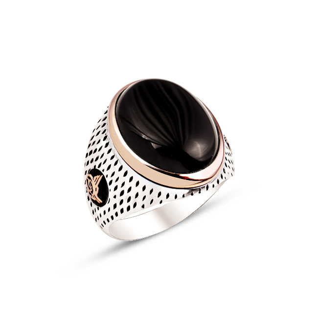Silver Black Onyx Hooded Stone Point Cased Ring