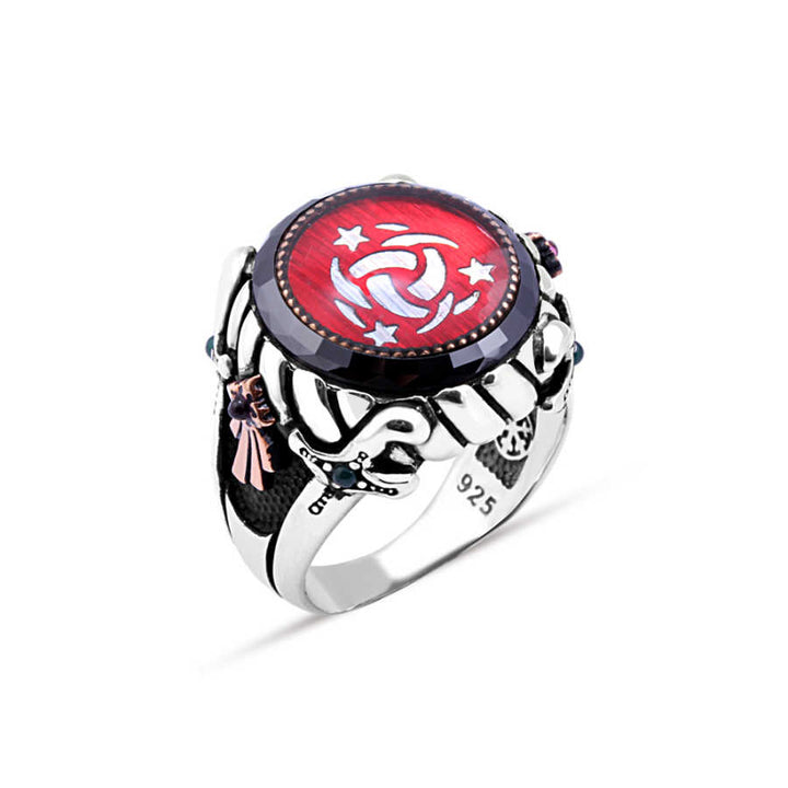 Men's Ring with Circle Stone on the Edge of the Middle Enamel Organization